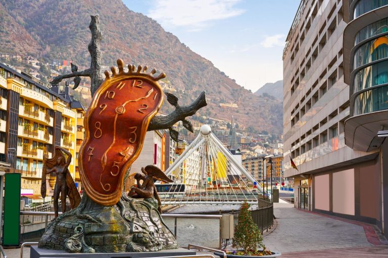 Viajar a Andorra en autocaravana: Consejos, rutas y normativa
