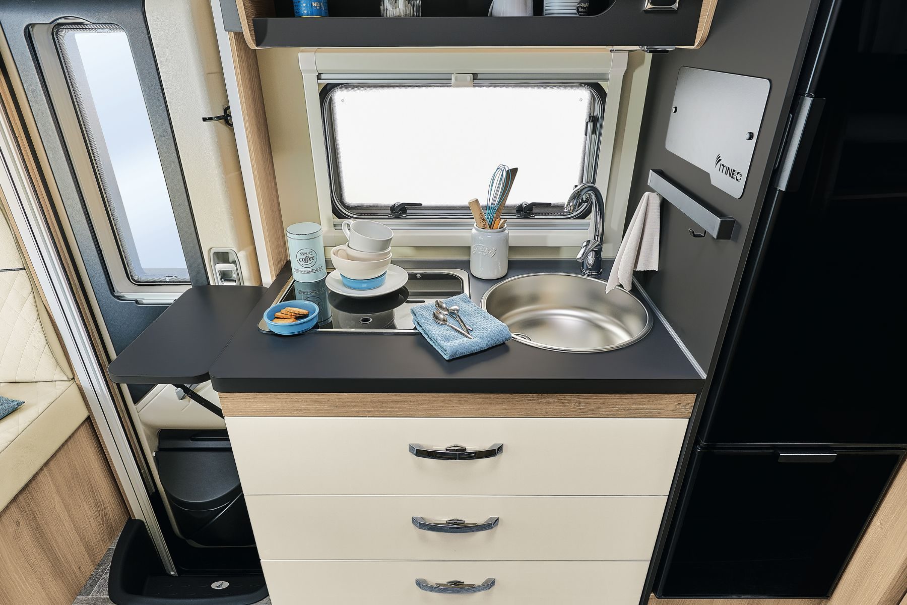cocina-itineo-cozi-pj700-valcaravan